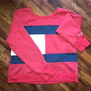 SOLD ELSEWHERE - Tommy Hilfiger Crewneck!